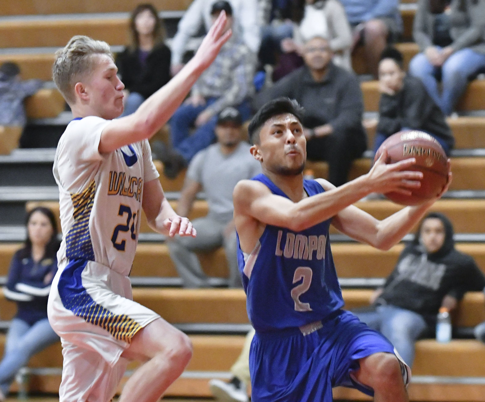 122718 Taft Lompoc b basketball 02.jpg